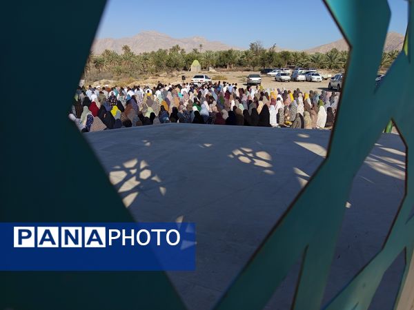 عید سعید فطر در جوار شهدای گمنام بخش احمدی 