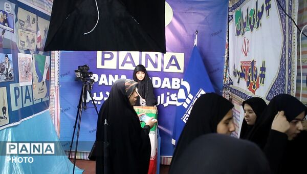 حضور پرشور نوجوانان مبارز در کافه رسانه اردبیل