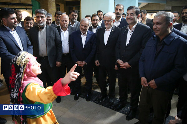 تجلیل از مدال آوران ورزش دانش‌آموزی
