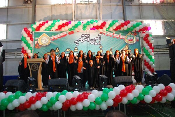 اختتامیه جشنواره‌های فجر ۱۴۰۳ شهر قیامدشت ری یک
