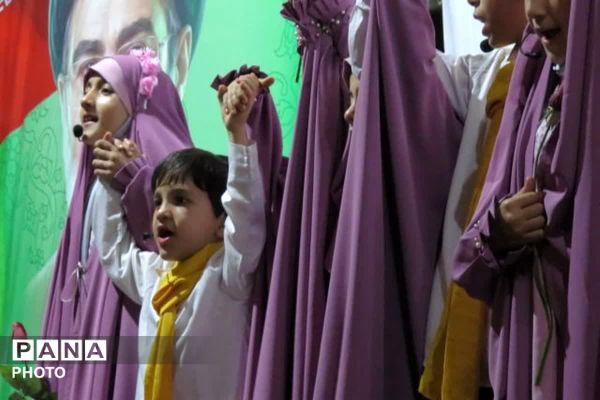 حضوری متفاوت در شبی به یادماندنی در سنگر خیابان