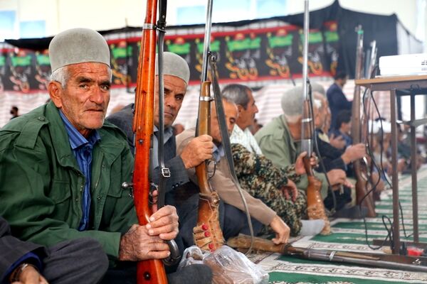 اجتماع همایش «شکوه اقتدار» بسیجیان در لنده