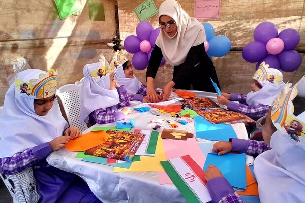 برگزاری جشن غنچه ها در آموزشگاه حضرت زینب(س)