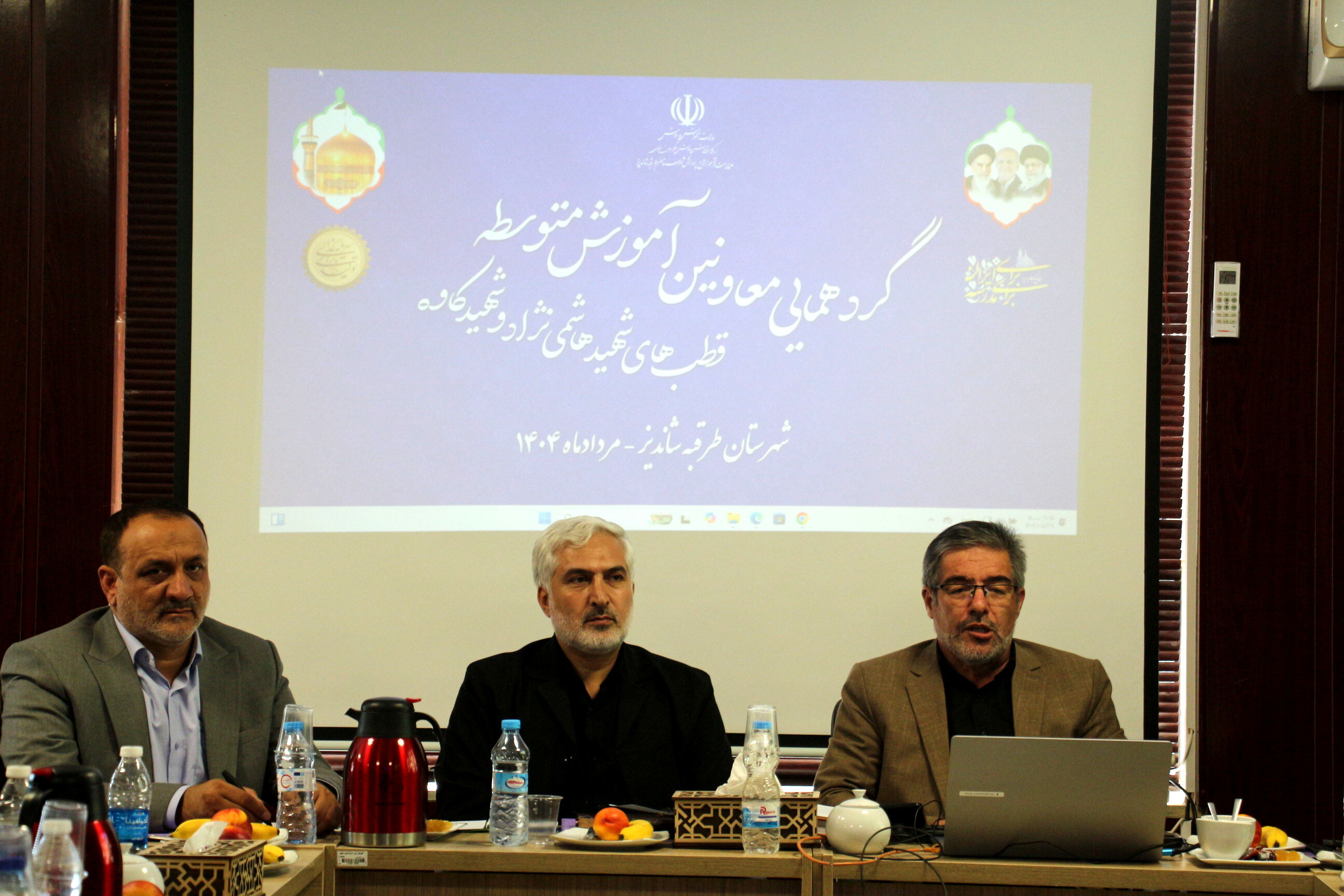 توسعه متوازن و توانمندسازی معلمان، راه دستیابی به «مدرسه تراز» است