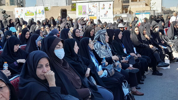 همایش پیاده‌روی بانوان ورزشکار کشوری در قم