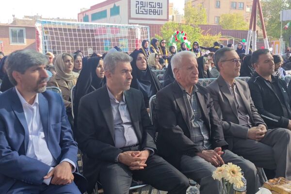 افتتاح ۱۱پروژه ورزشی ؛ طرح میدان همدلی در آباده