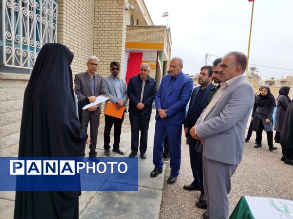 جشن مدرسه‌ای «ایرانمون» در مدرسه شهدای میانشهر