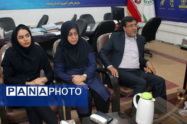 جلسه هم‌اندیشی و بازدید معاون پرورشی و فرهنگی آموزش و پرورش استان بوشهر از سازمان دانش‌آموزی بوشهر