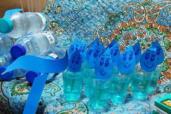 جشن آب در مدرسه سحر 