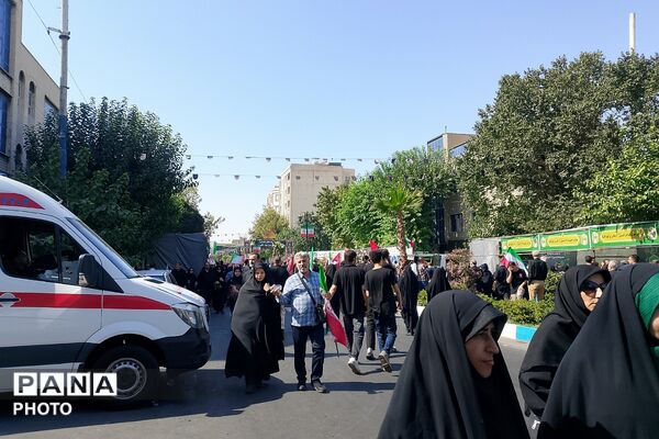 روایت جاماندگان اربعین از میدان امام حسین(ع) تا حرم حضرت عبدالعظیم(ع)
