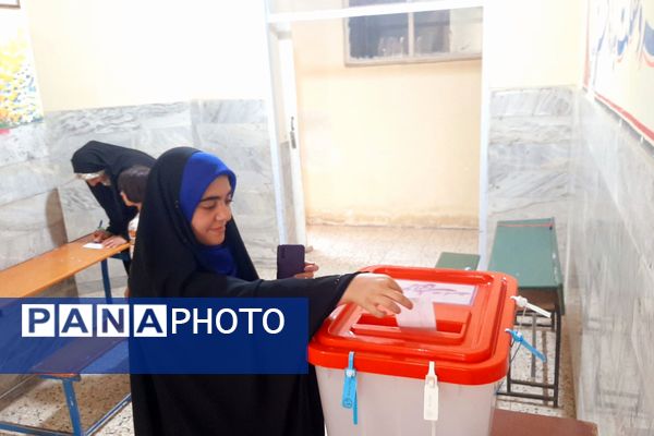 حضور مردم در دوردوم چهاردهمین انتخابات ریاست جمهوری