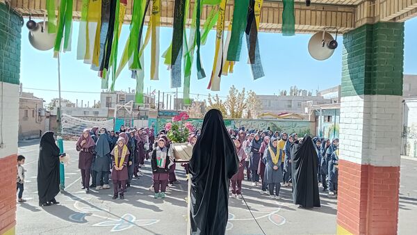 برگزاری مراسم هفته بسیج دانش‌آموزی و روز نوجوان در کمیجان