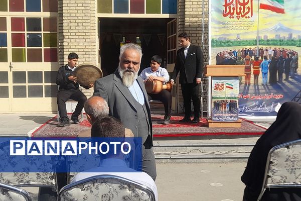 برگزاری افتتاحیه «هفته پدافند غیرعامل » در دبیرستان ماندگار مدرس ناحیه دو شهرری 