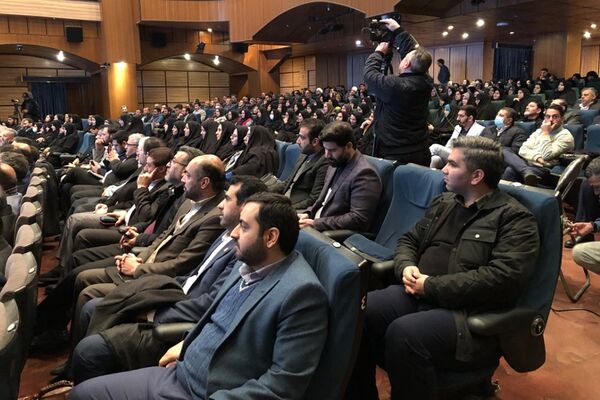 تربیت آرمانی برای ایران،برای مدرسه