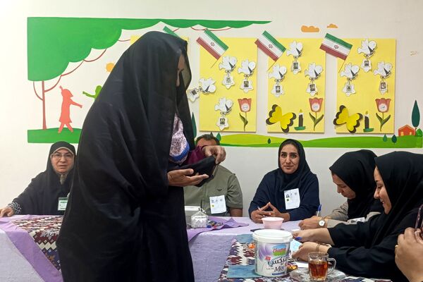 چهاردهمین دوره انتخابات ریاست‌جمهوری در شعب مختلف نیشابور 