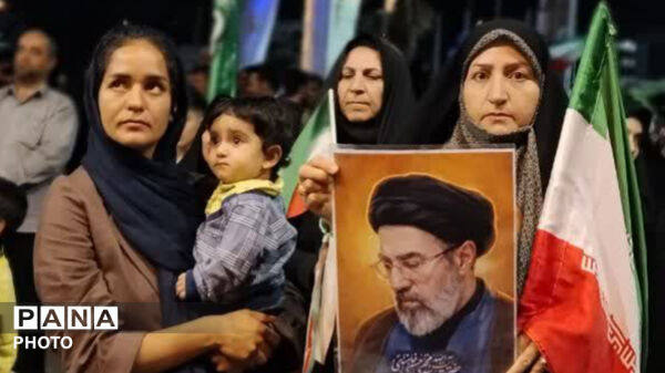 نود و دو مین حضور و اتحاد مردمی کوهدشت در دفاع از وطن
