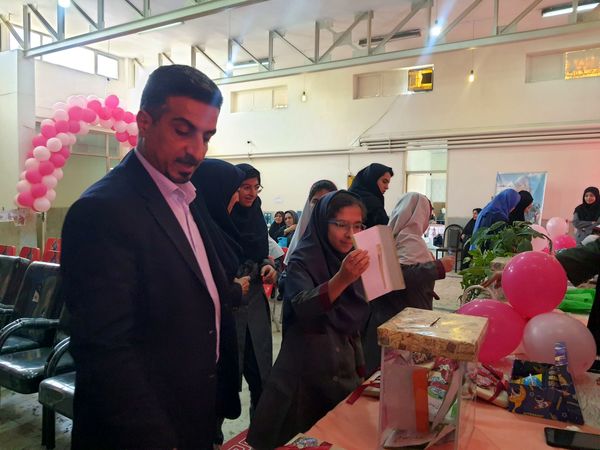 جشن عاطفه‌ها در منطقه ۱۸ پایتخت