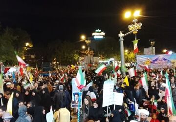 اجتماع دختران جان فدای غیور ایران