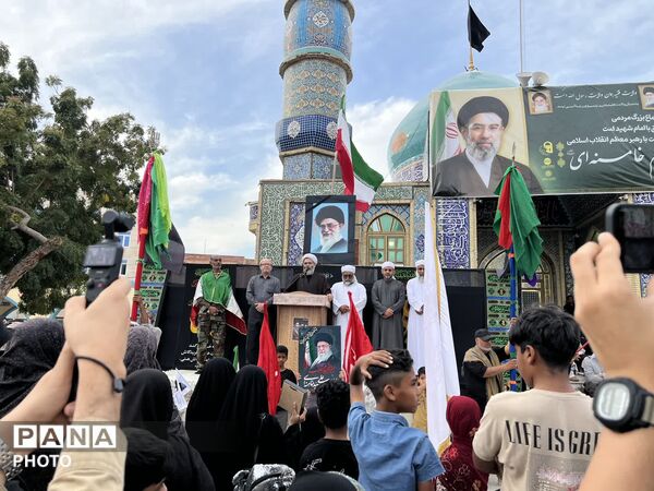 بیعت مردم جزیره قشم با آیت‌الله سید مجتبی حسینی خامنه‌ای 