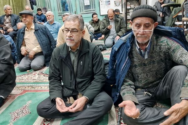 حضور دانش‌آموزان معتکف ناحیه دو شهرری در جلسات بصیرتی