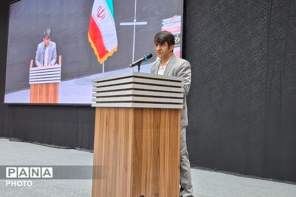 گردهمایی دبیران و آموزگاران تربیت بدنی در کانون فرهنگی تربیتی امام خمینی (ره) به مناسبت هفته تربیت بدنی و ورزش 