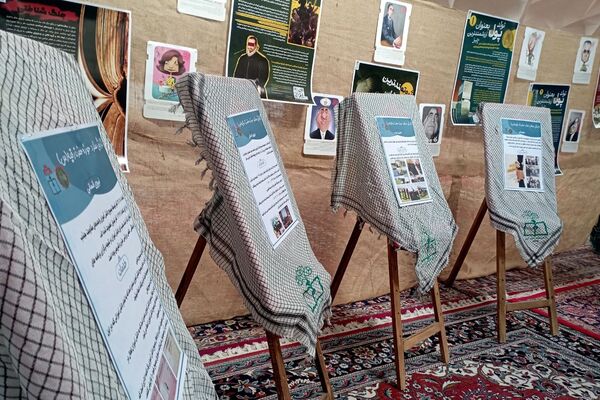 حضور پرشور دانش‌آموزان شهرستان قوچان در برگزاری نماز جمعه 