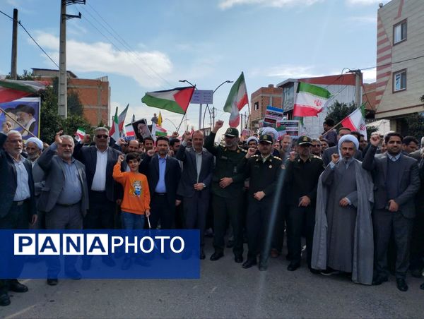 مراسم راهپیمایی ۱۳ آبان در شهرستان میاندورود