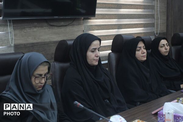 روایت تصویری از نشست گرامیداشت روز جهانی سوادآموزی در زنجان