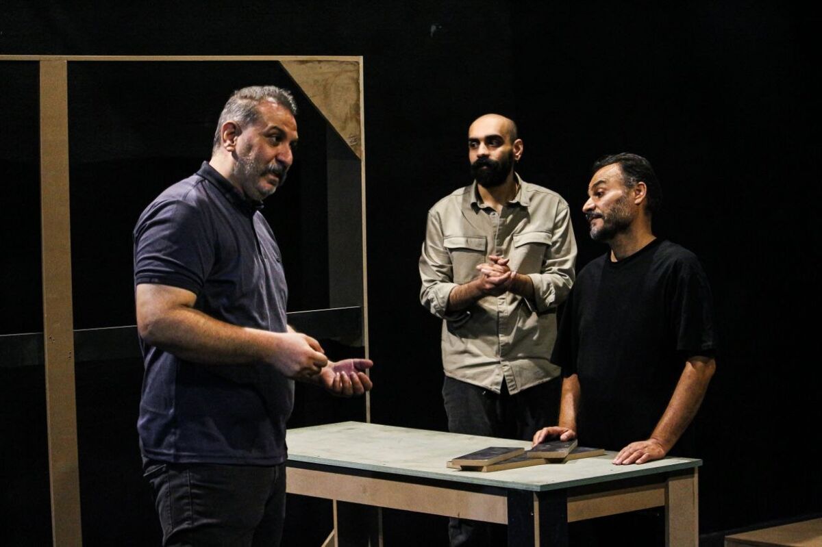 فرشاد لطفی با «دستان او» به خانه نمایش دا می‌آید