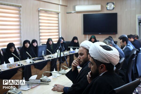 گردهمایی فعالان نذر آموزش در زنجان
