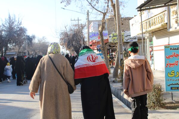 اجتماع بزرگ مردم شهرستان سملقان در محکومیت ناآرامی‌های اخیر