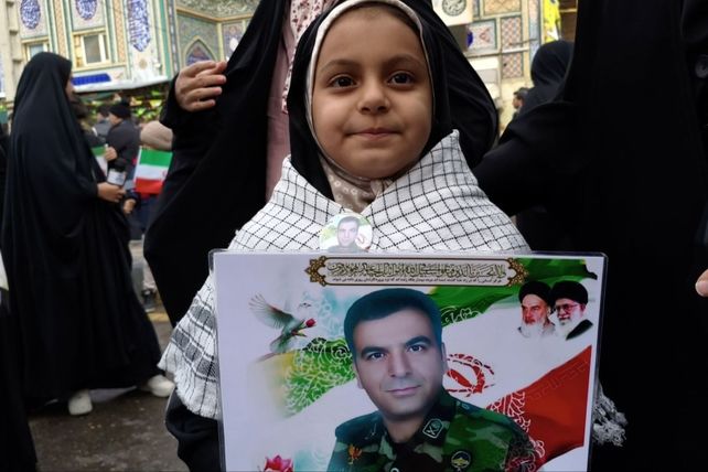 قروه؛ صحنه‌ تجلی وحدت و شور انقلابی  