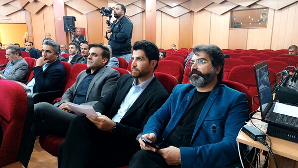 رونمایی سراسری «روایت قهرمان» در آیین گرامیداشت هفته کتاب یاسوج