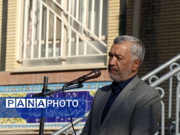 برگزاری یادواره وطن یار همزمان با نواخته شدن زنگ استکبارستیزی 