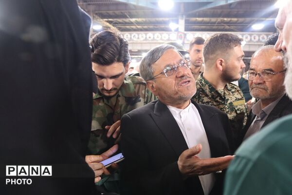  نماز جمعه در مصلی نسیم شهر