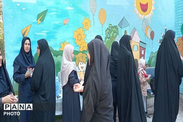 آموزش صف جمع وگارد پرچم در کرمان