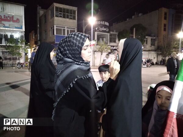 تجمعات شبانه در هفتاد و چهارمین شب در سامن