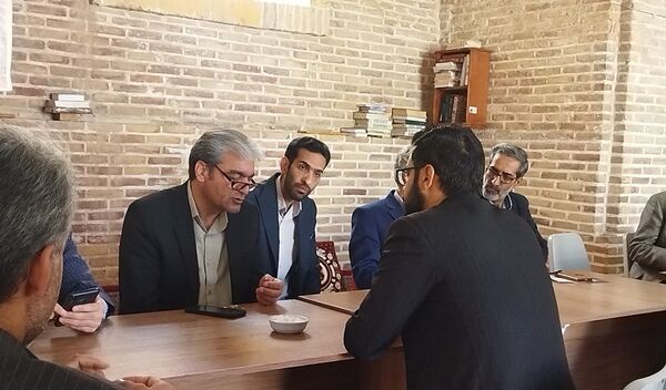 گذری بر میز خدمت اداره آموزش و پرورش نیشابور در نماز جمعه این هفته 