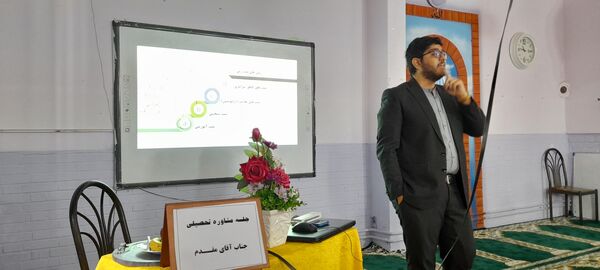 برگزاری جلسه مشاورهای در دبیرستان دخترانه فاطمیه 