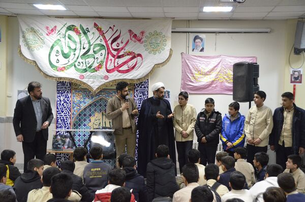 جشن ولادت امام علی (ع) و روز پدر در دبیرستان دوره اول ابوریحان بیرونی ۲