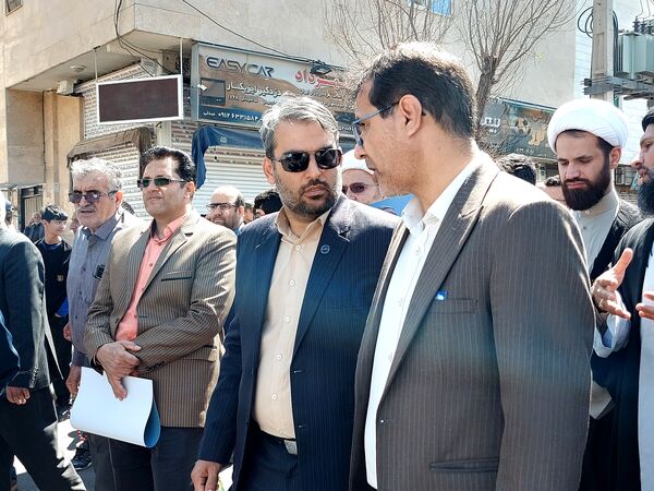 راهپیمایی روز قدس با حضور مدیرکل آموزش و پرورش شهرستان‌های تهران در کهریزک 
