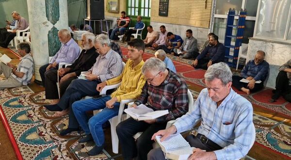 برگزاری مراسم روز عرفه در شهرستان کوهپایه