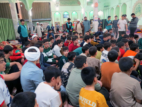اعتکاف دانش‌آموزان مسجد انقلاب شهرستان بجنورد 