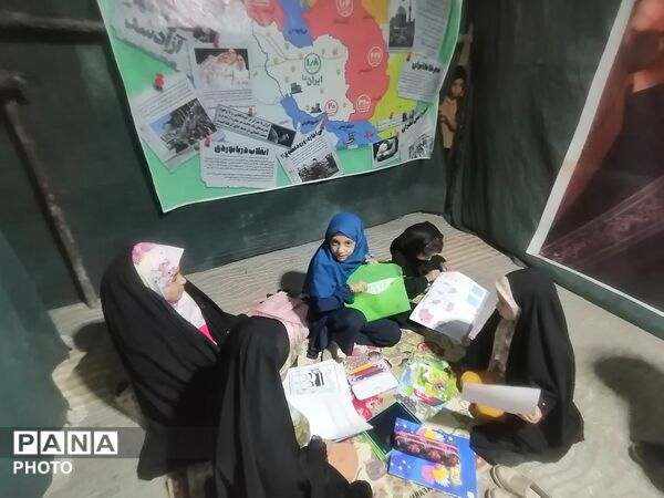 حضوردانش آموزان در موکب سازمان دانش آموزی در هشتاد و هفتمین شب تجمعات