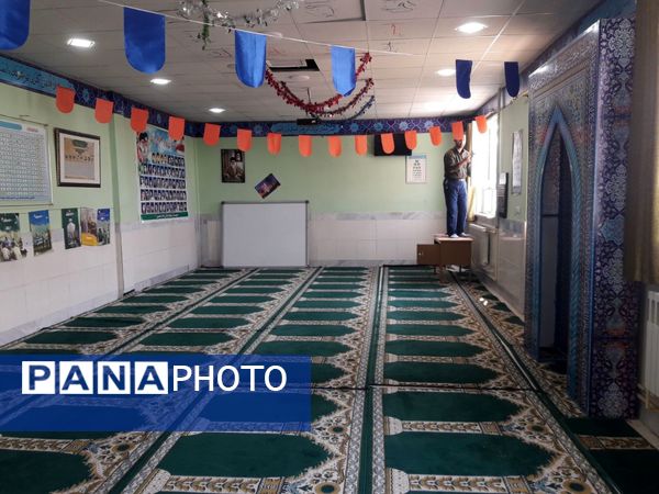 آماده‌سازی نمازخانه‌های مدارس خلیل‌آباد 