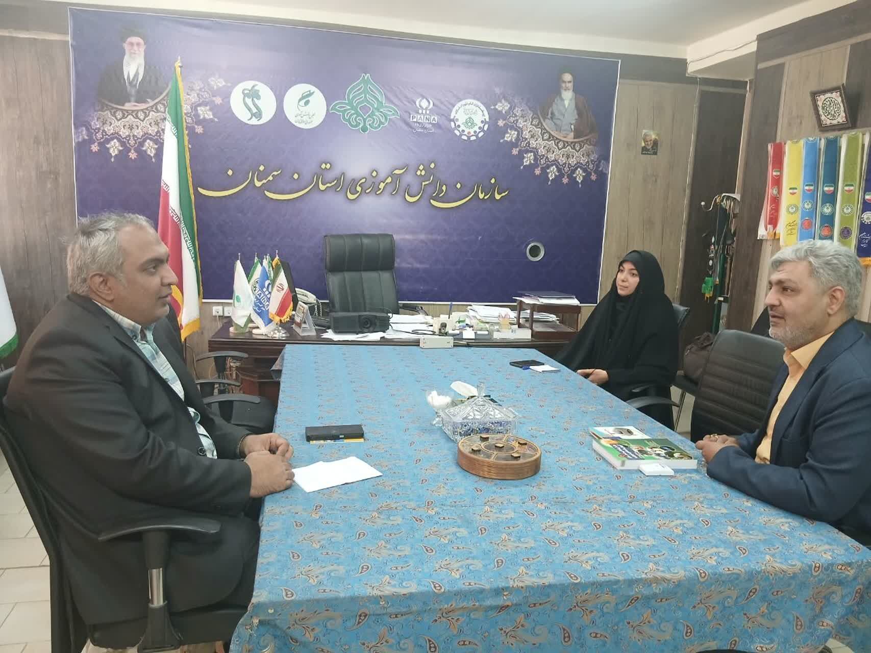 بهره‌گیری از ظرفیت‌های سازمان دانش‌آموزی و انجمن اولیا و مربیان در جهت رشد و شکوفایی استعدادها