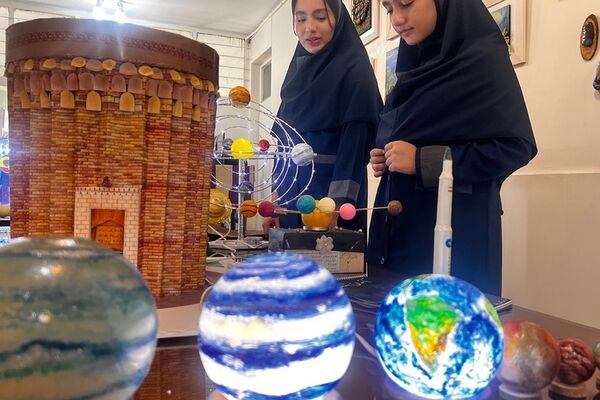  پژوهش‌سرای دانش‌آموزی کاوش کهریزک در هفته جهانی فضا 