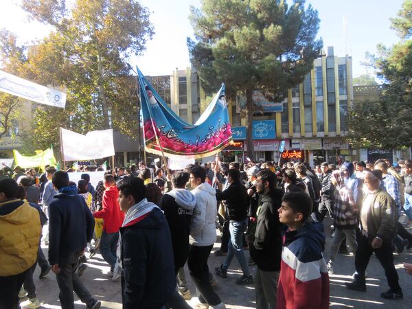 گذری بر ۱۳ آبان نیشابور 