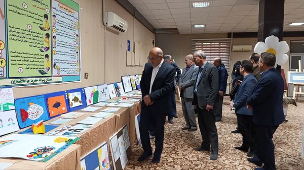 افتتاح نمایشگاه هنری دانش‌آموزی در دبستان دوره دوم سلیمانی