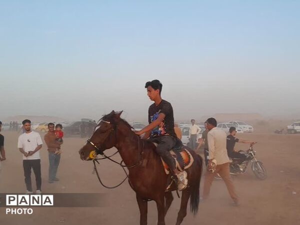 تاخت و تاز خاطره‌ها در فدافن؛ مسابقات اسب‌سواری به نام شهید نظافتی